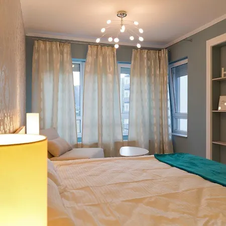 Lara Luxury B20 Апартаменти *