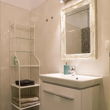Апартаменти Lara Luxury B20 Брашов